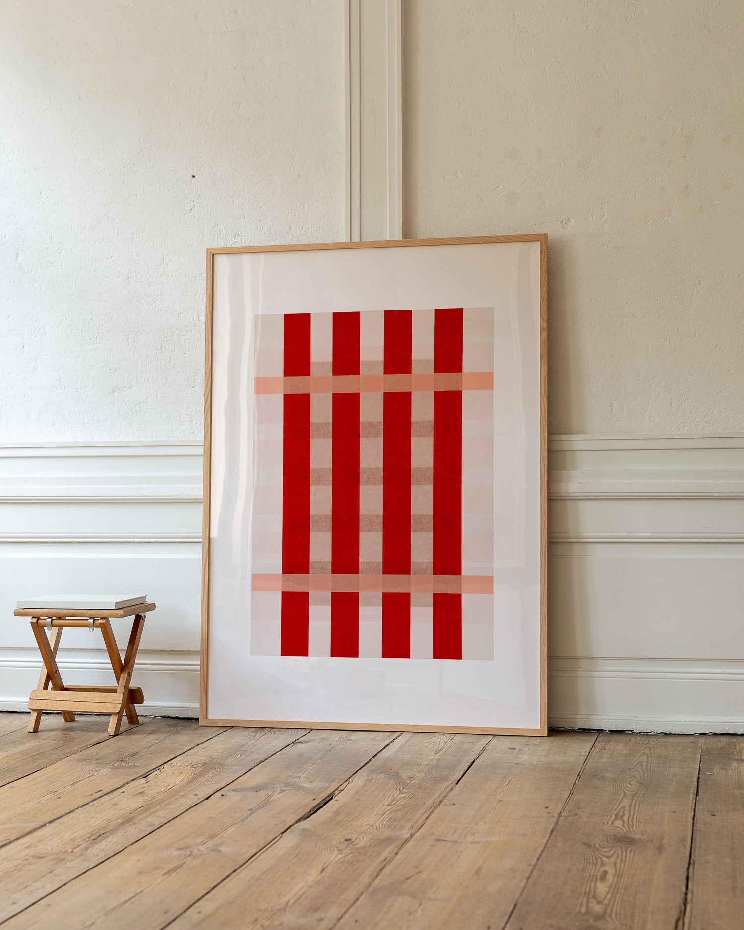 Between the lines - Red